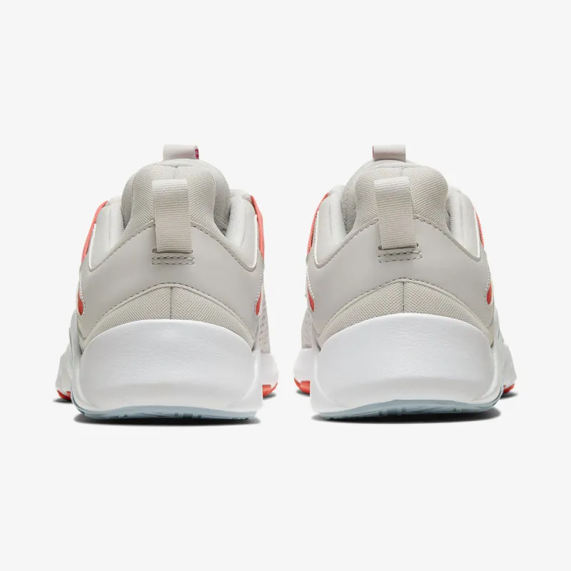 Nike WMNS LEGEND ESSENTIAL 