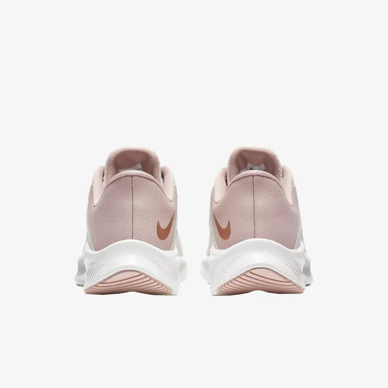 Nike WMNS QUEST 3 