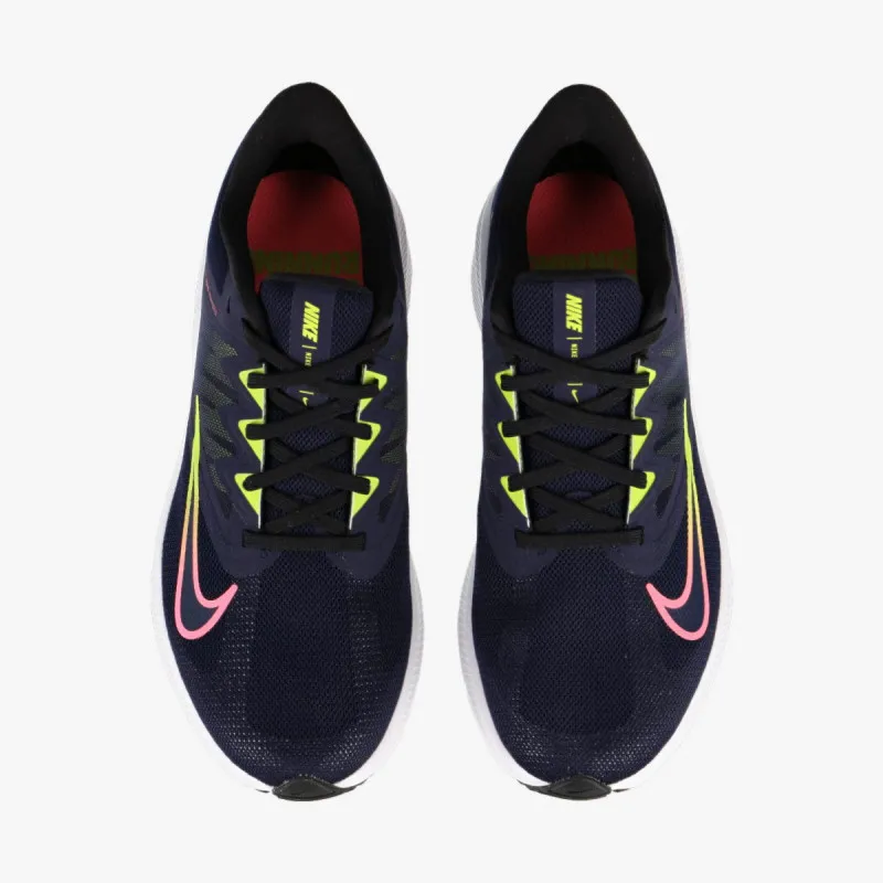 Nike WMNS QUEST 3 