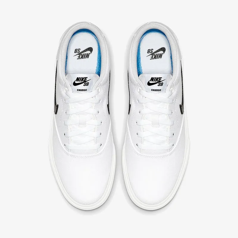 Nike SB CHARGE 