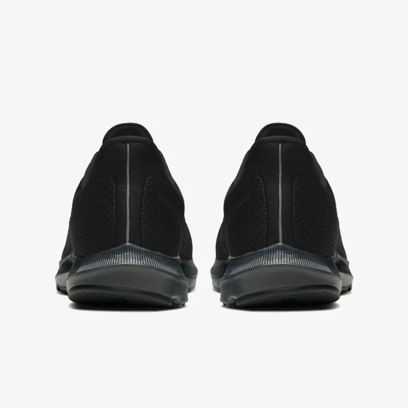 Nike NIKE QUEST 2 