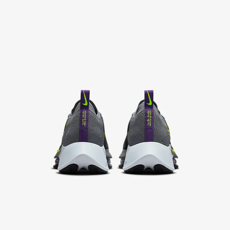 Nike AIR ZOOM TEMPO NEXT% FK 