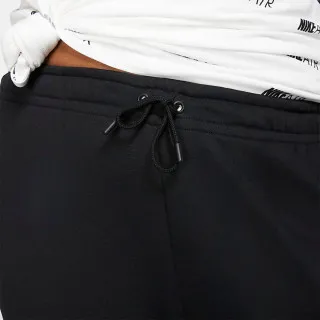 Nike Sportswear Essential 
