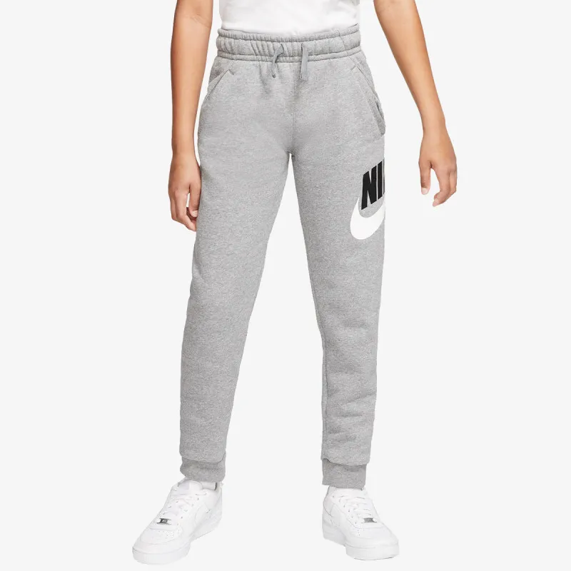 Nike Sportswear Club 