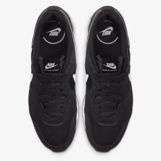 Nike Venture Runner 