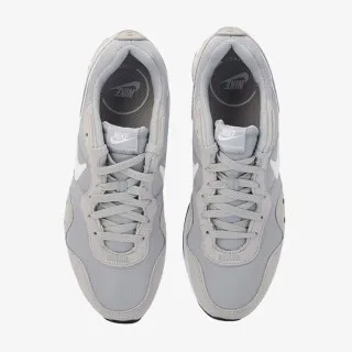 Nike VENTURE RUNNER 