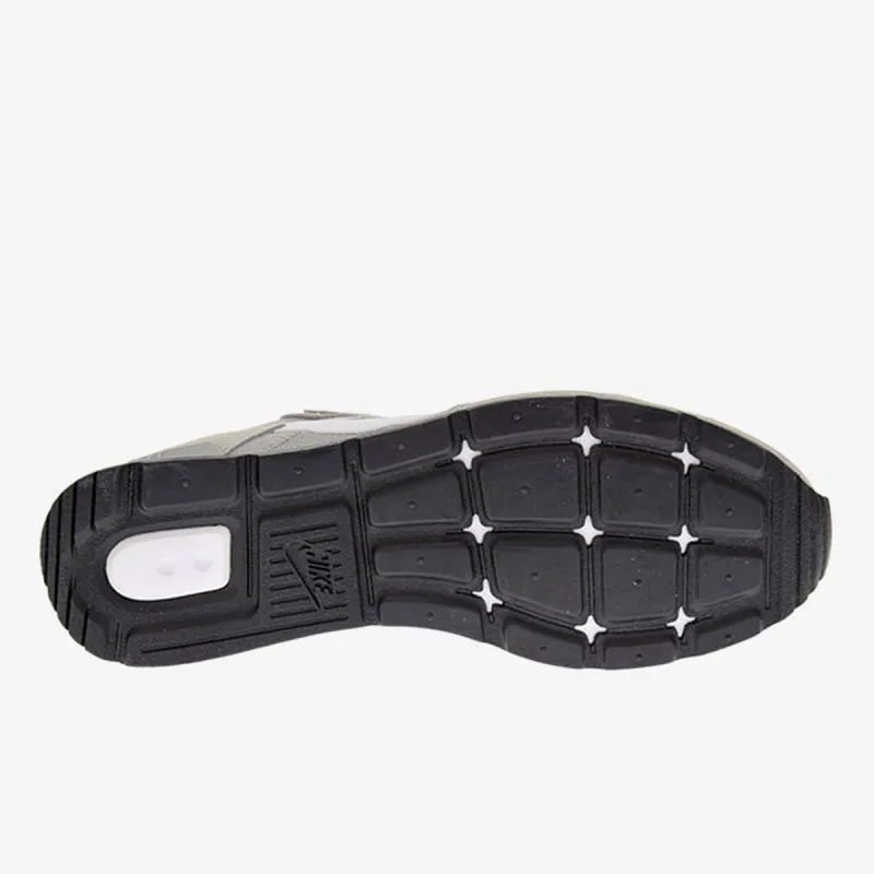 Nike VENTURE RUNNER 