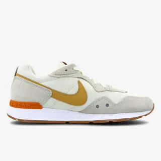 Nike VENTURE RUNNER 