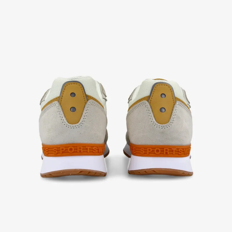 Nike VENTURE RUNNER 