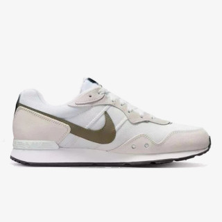NIKE TENISICE Venture Runner 