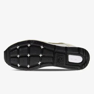 Nike Venture Runner 