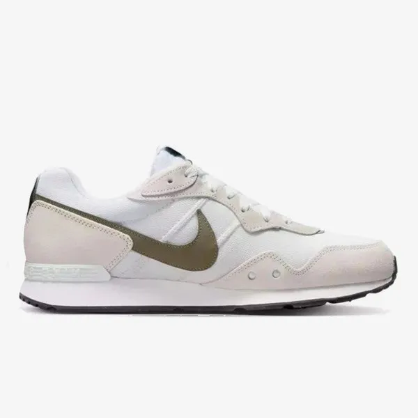 NIKE TENISICE Venture Runner 