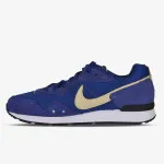 Nike Venture Runner 