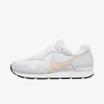 Nike WMNS VENTURE RUNNER 