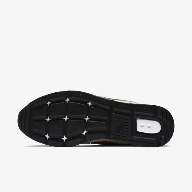 Nike WMNS VENTURE RUNNER 