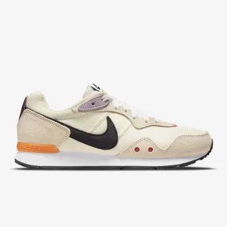 Nike Venture Runner 