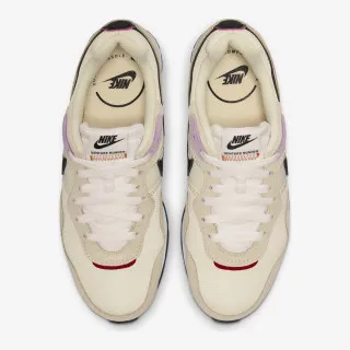 Nike Venture Runner 
