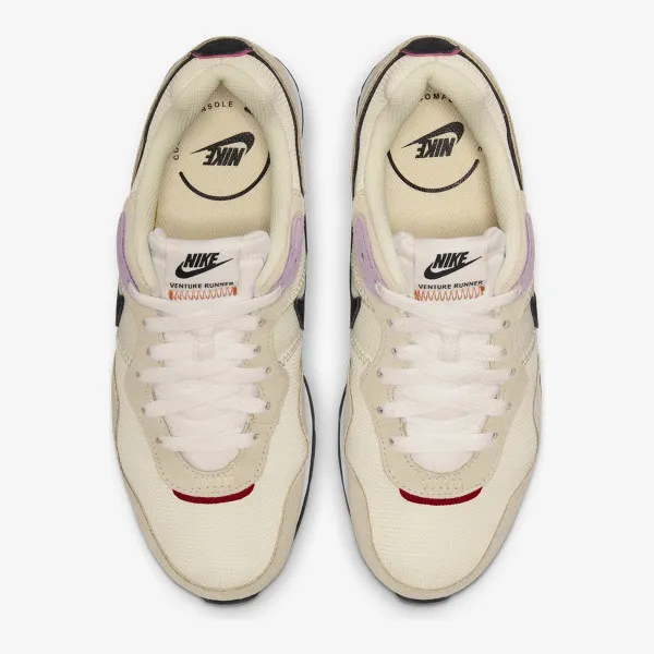 Nike Venture Runner 