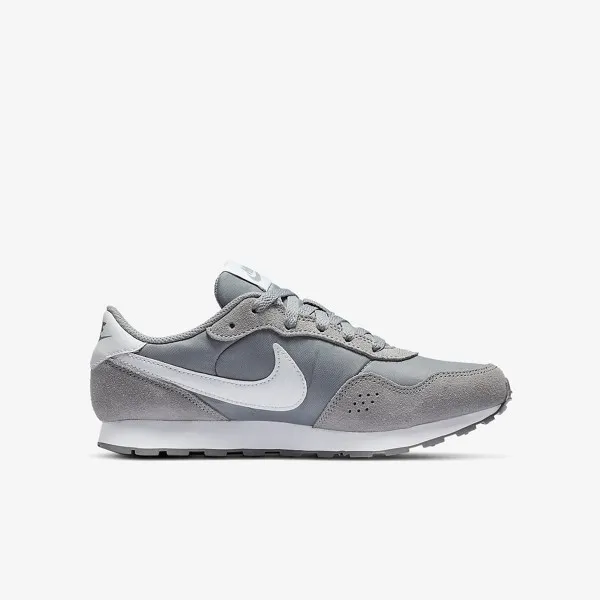 Nike MD VALIANT 