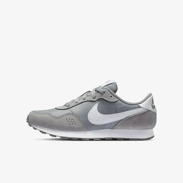 Nike Tenisice MD VALIANT 