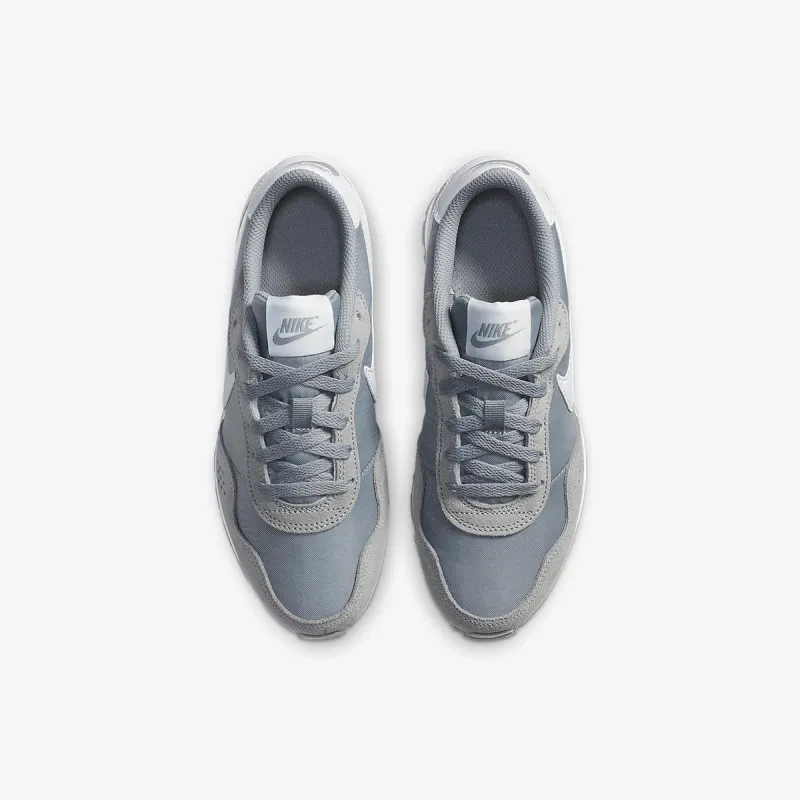 Nike MD VALIANT 