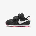 Nike MD Valiant 