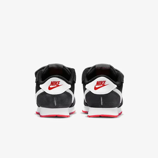 Nike MD Valiant 