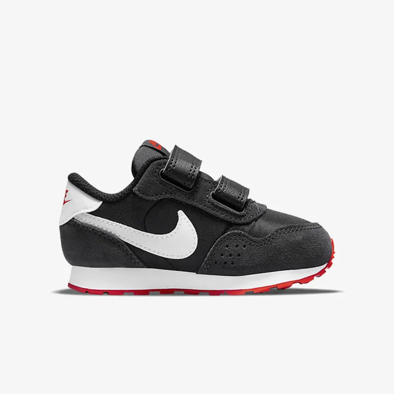 Nike MD Valiant 
