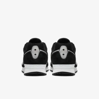 Nike Venture Runner 