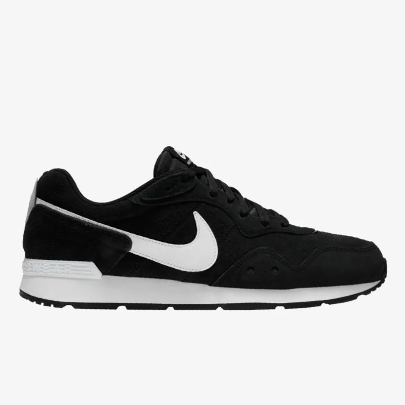 Nike Venture Runner 