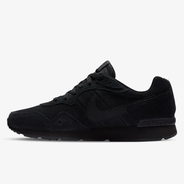 Nike Venture Runner 