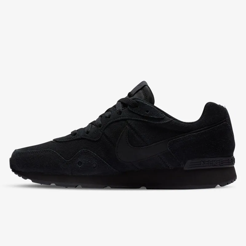 Nike Venture Runner 