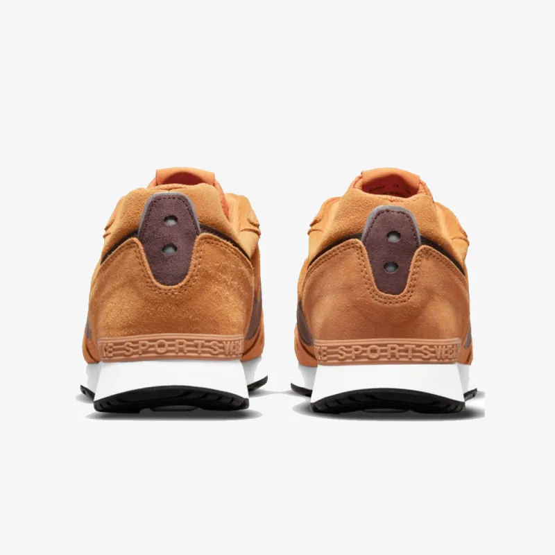 Nike Venture Runner 