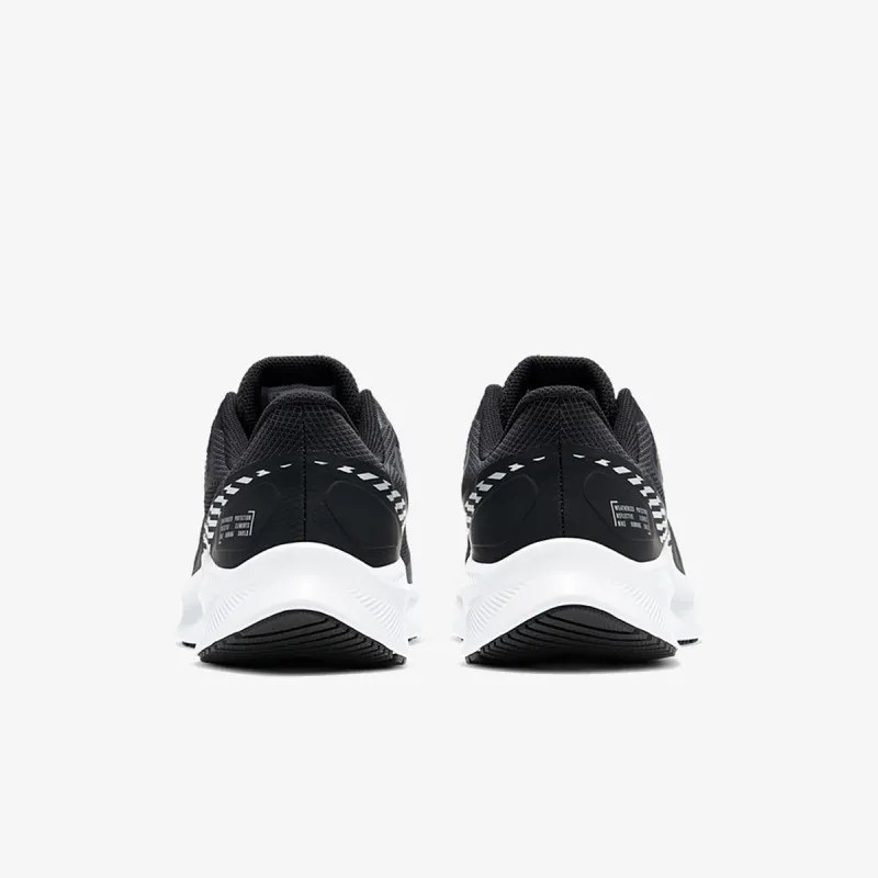 Nike QUEST 3 SHIELD 