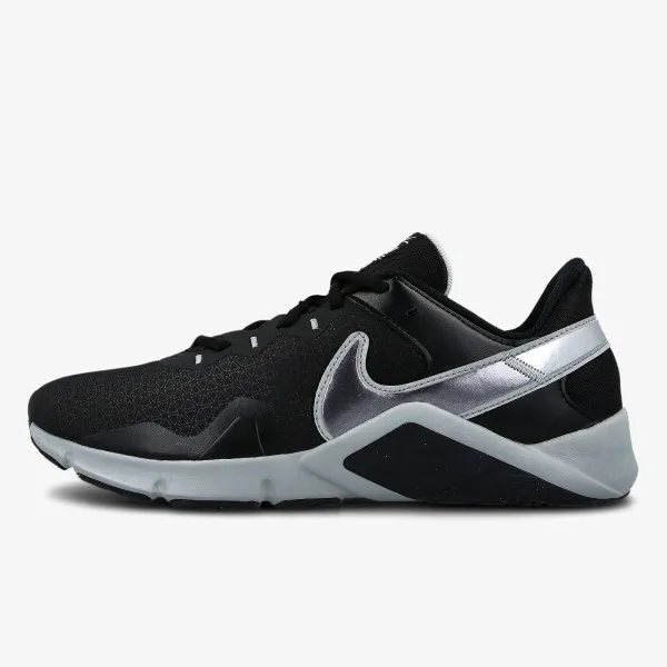 Nike Legend Essential 2 