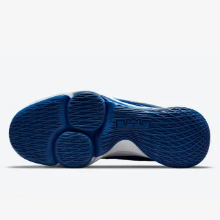 Nike LeBron Witness 5 