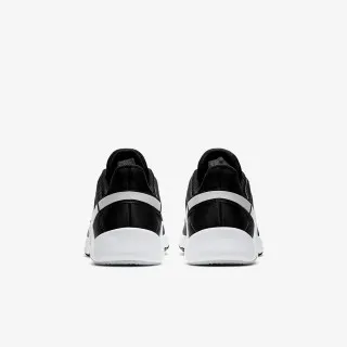 Nike Legend Essential 2 