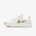Nike LEGEND ESSENTIAL 2 