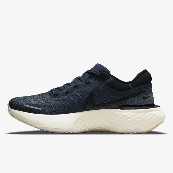 Nike Tenisice ZoomX Invincible Run Flyknit 