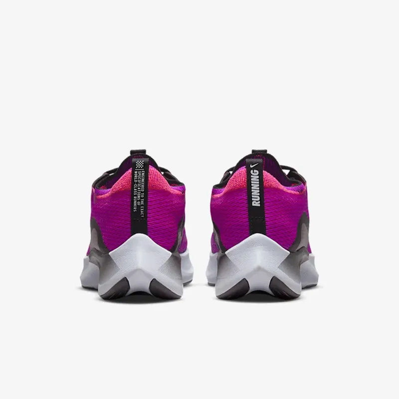 Nike Zoom Fly 4 