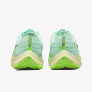 Nike Air Zoom Rival Fly 3 