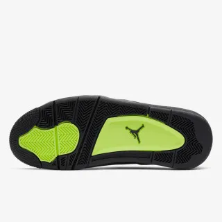 Nike AIR JORDAN 4 RETRO LE 
