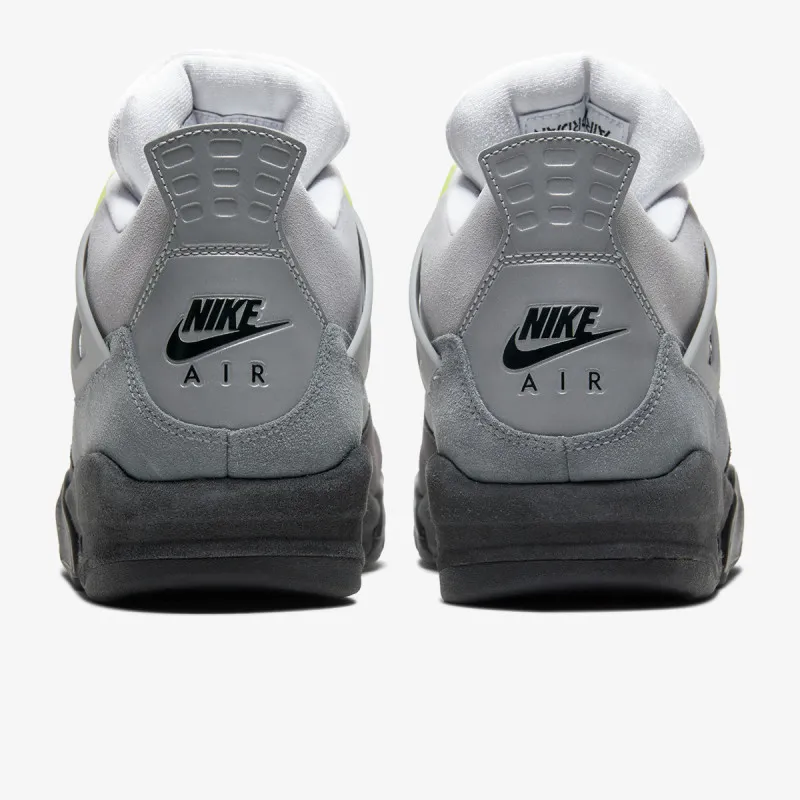 Nike AIR JORDAN 4 RETRO LE 