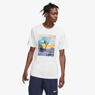 Nike M NSW TEE FESTIVAL PHOTO 