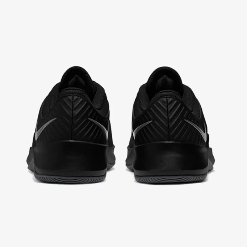Nike MC TRAINER 
