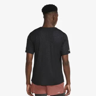 Nike M NK RUN DVN MILER SS EMB 