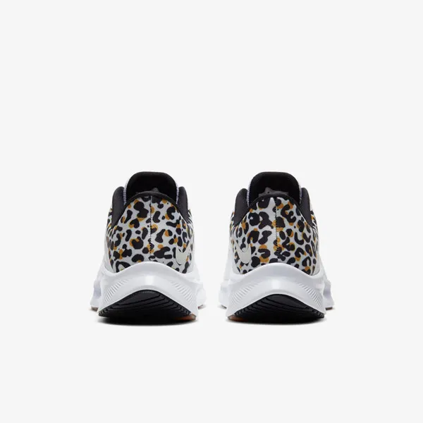 Nike QUEST 3 