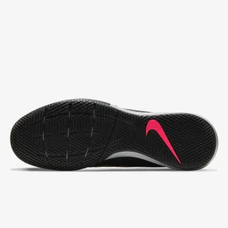 Nike SUPERFLY 8 ACADEMY IC 