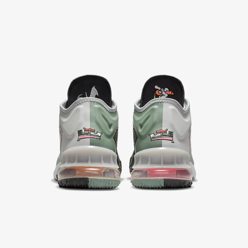 Nike LeBron 18 