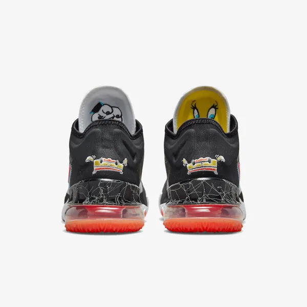 Nike LeBron 18 